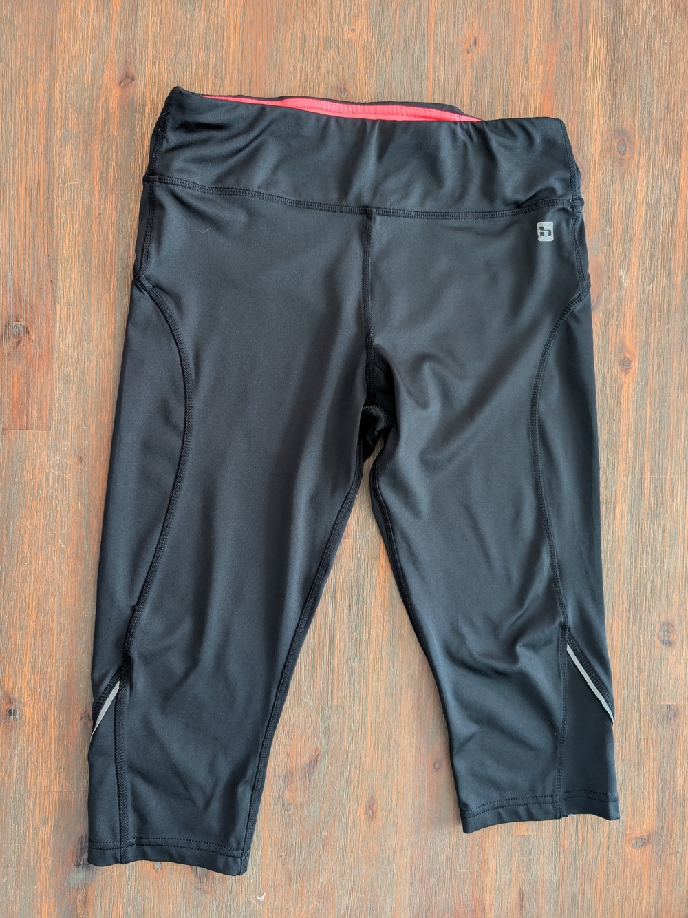 Women's Black Capri Athletic Leggings with Pink Waistband